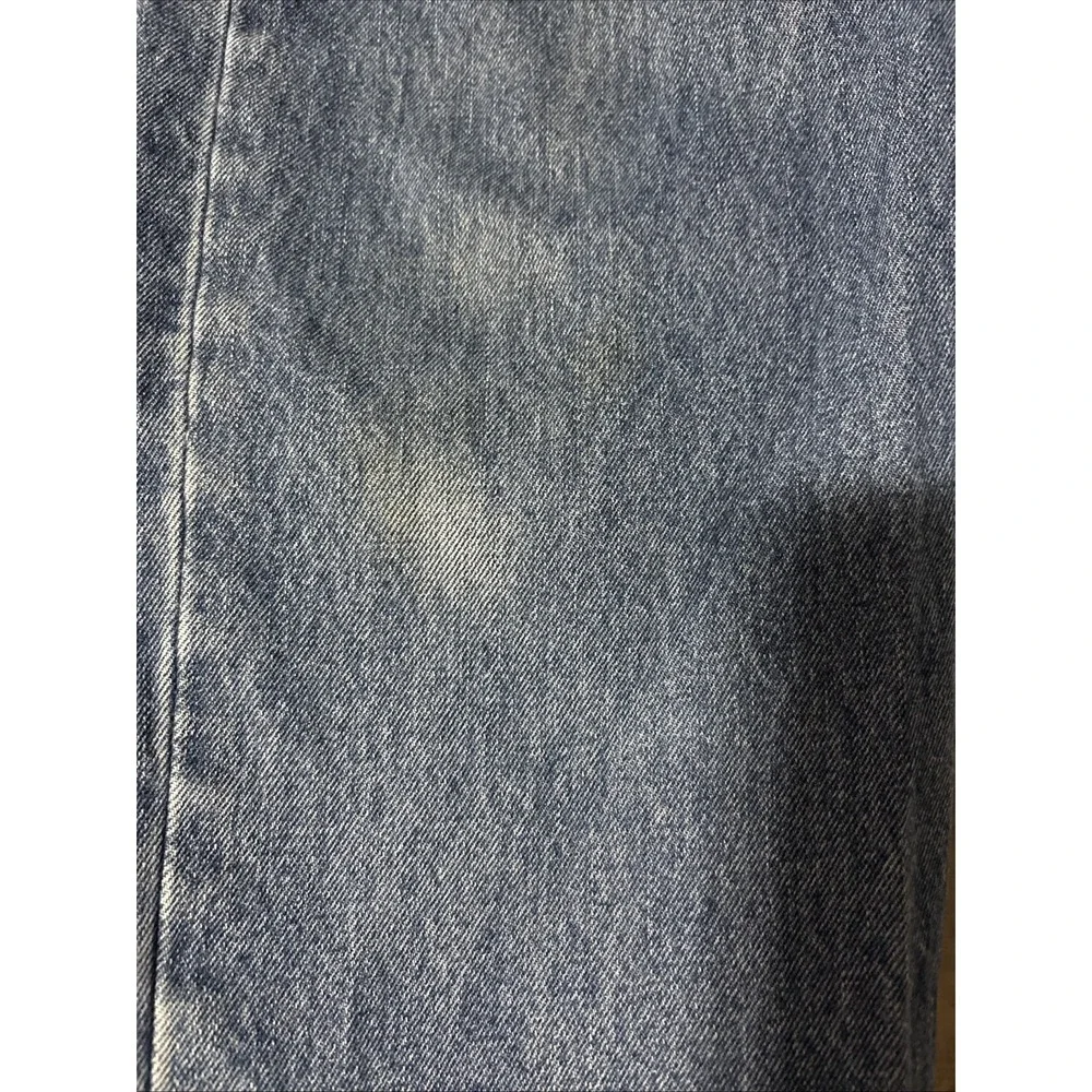 Levis 550 Regular Fit Jeans Mens 30x28 Blue Medium Wash Frayed Raw Hem Denim